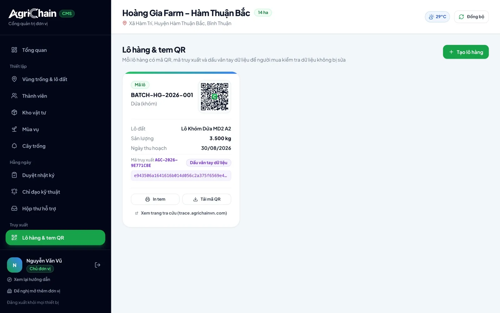 Trang Lô hàng và tem QR trên trang quản trị AgriChain